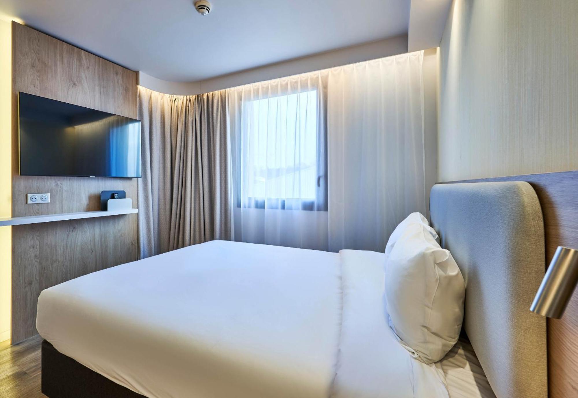B&B Hotel Deauville-Touques Luaran gambar